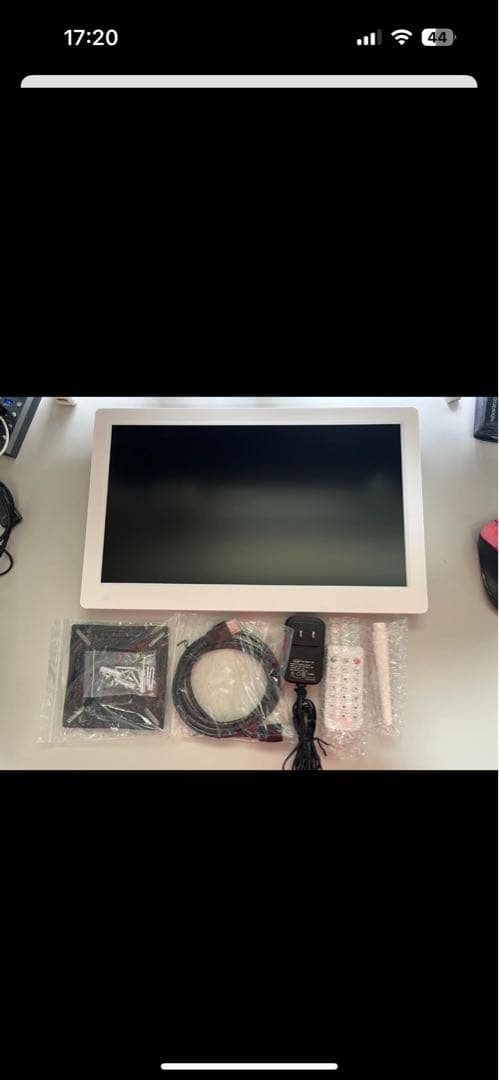 デジタルフォトフレーム 15.6インチ（LancerTech）