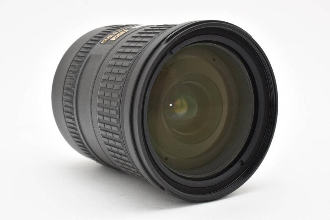 ■美品■ ニコン　Nikon レンズ AF-S 18-200 3.5-5.6