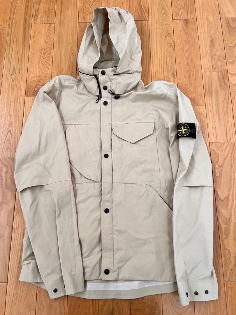 STONE  フード付きベージュジャケット