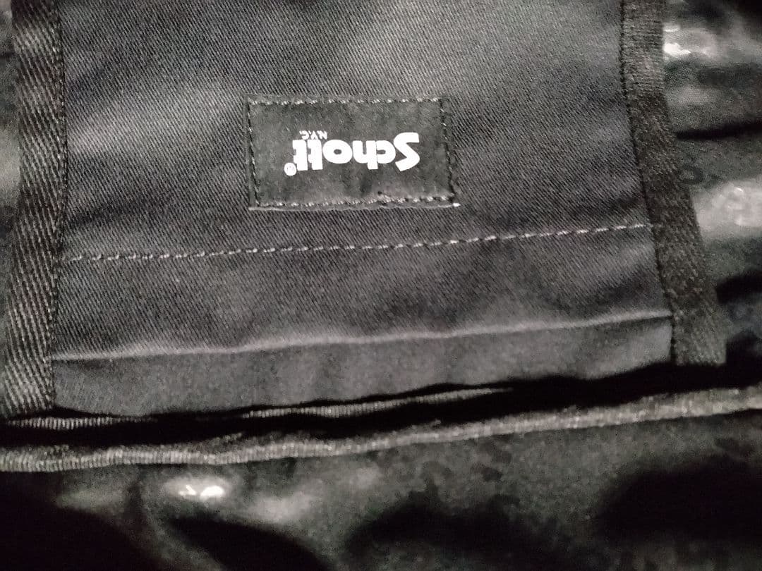SCHOTTボディバッグ
