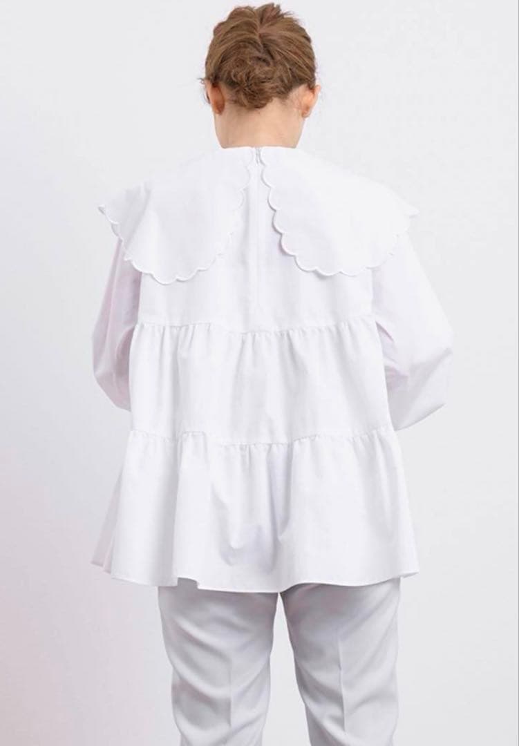 ※paaaag※美品 yori スカラップロングスリーブブラウス