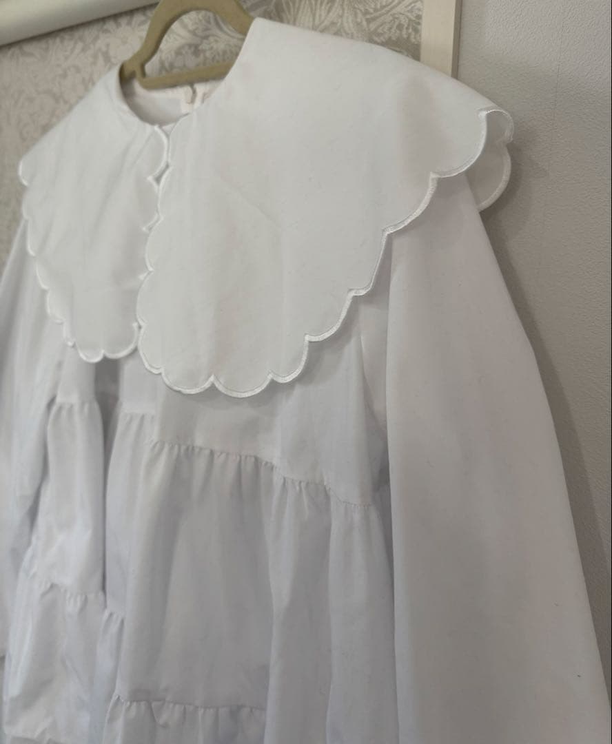 ※paaaag※美品 yori スカラップロングスリーブブラウス