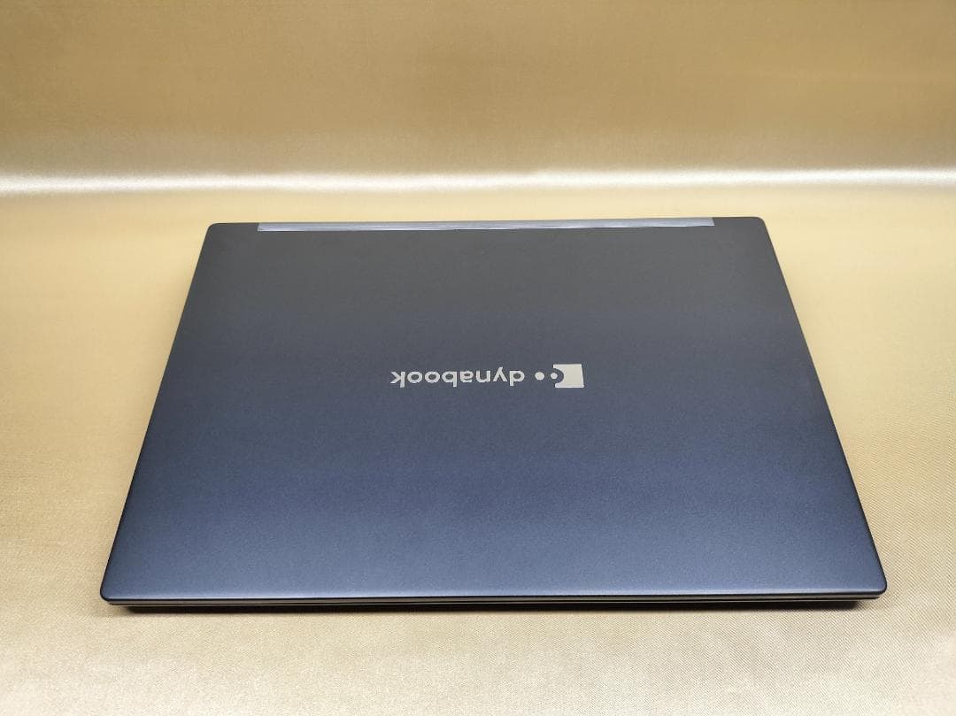 東芝　Dynabook G83/KW　高性能　2023年モデル(K-206)