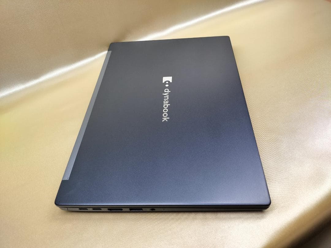 東芝　Dynabook G83/KW　高性能　2023年モデル(K-206)