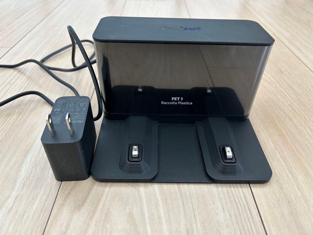 【USED】iRobot ロボット掃除機 本体 充電ドック付き　保証期間内！