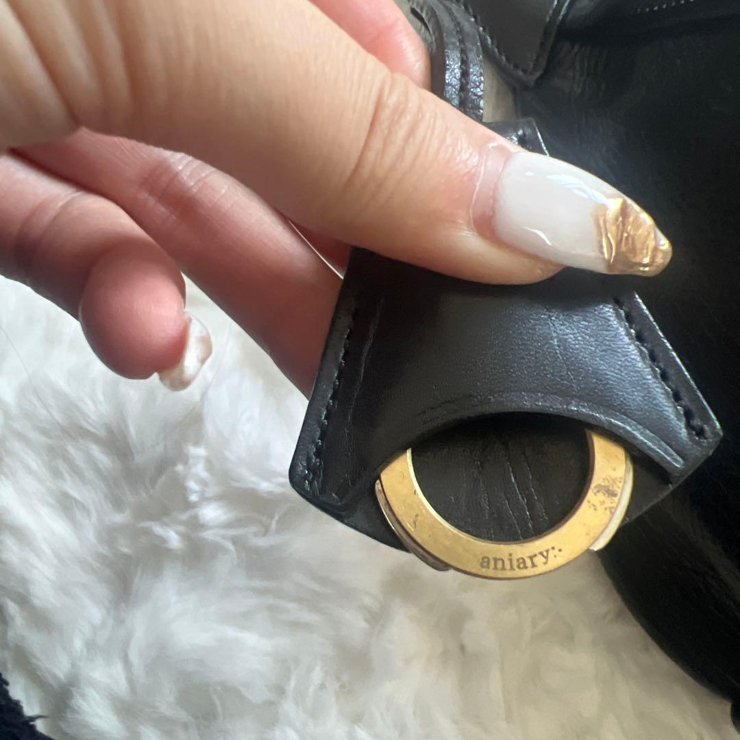 アニアリ 黒 ボディバッグ ダブルファスナー