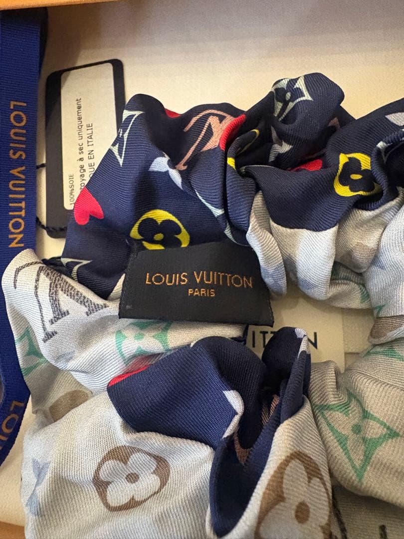 LOUIS VUITTON ルイビィトン　 モノグラムシュシュ ネイビー正規品