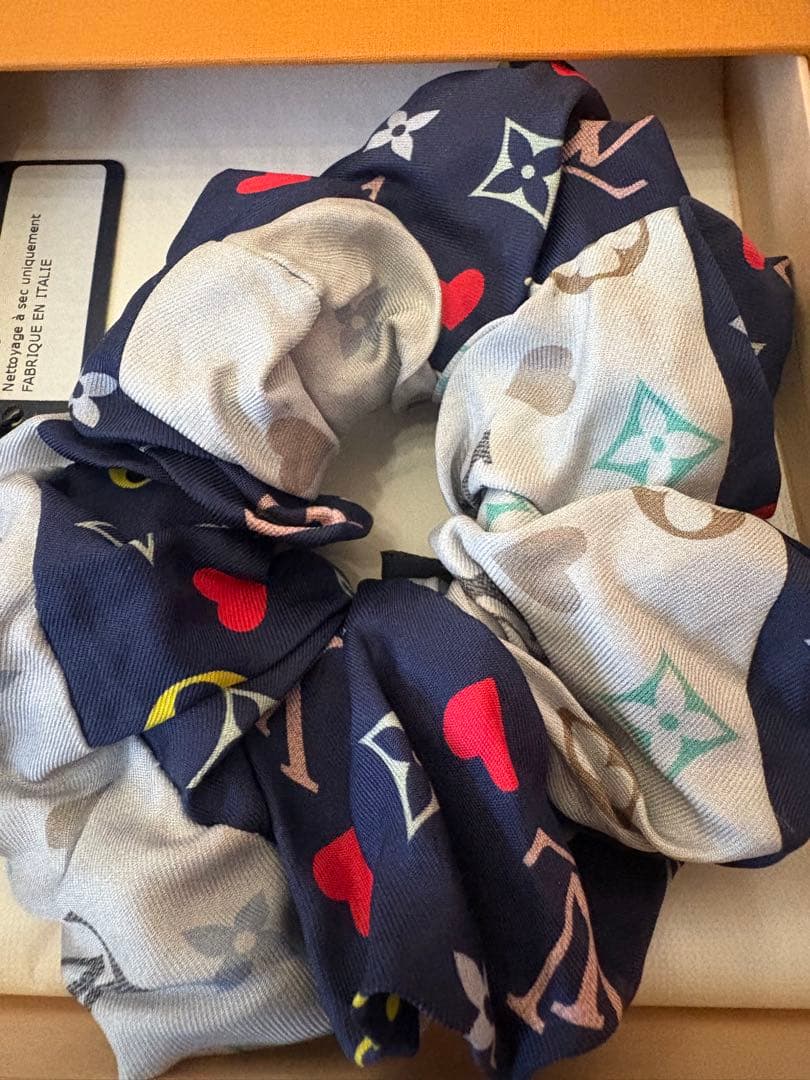 LOUIS VUITTON ルイビィトン　 モノグラムシュシュ ネイビー正規品