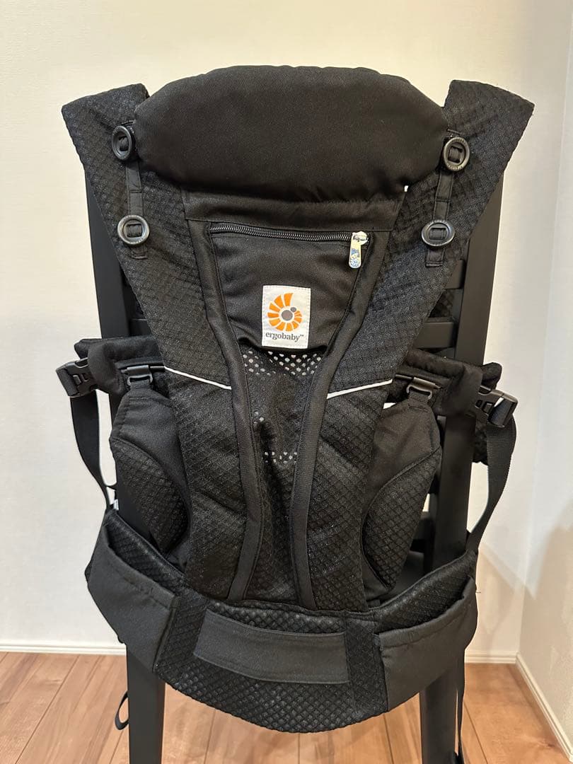 【りんご】エルゴ オムニブリーズOMNI メッシュ 抱っこ紐 ブラック
