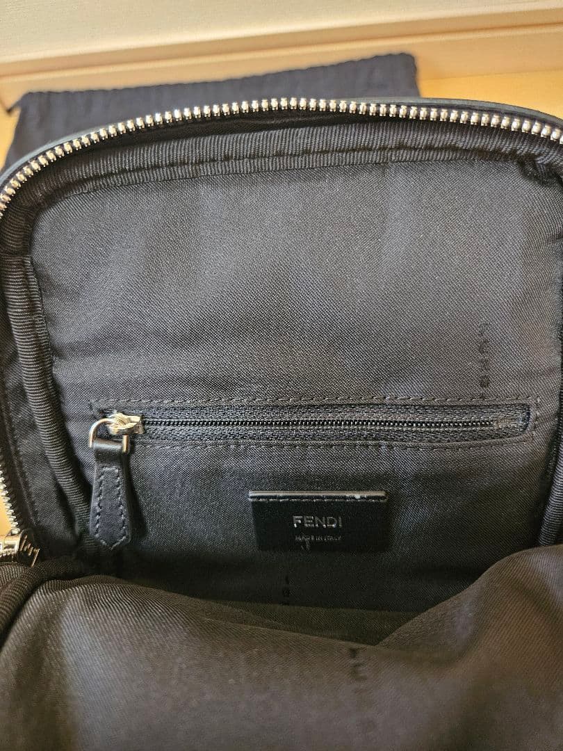 FENDI フェンディ/ボディバッグ 7VZ033 モンスターバグズアイ
