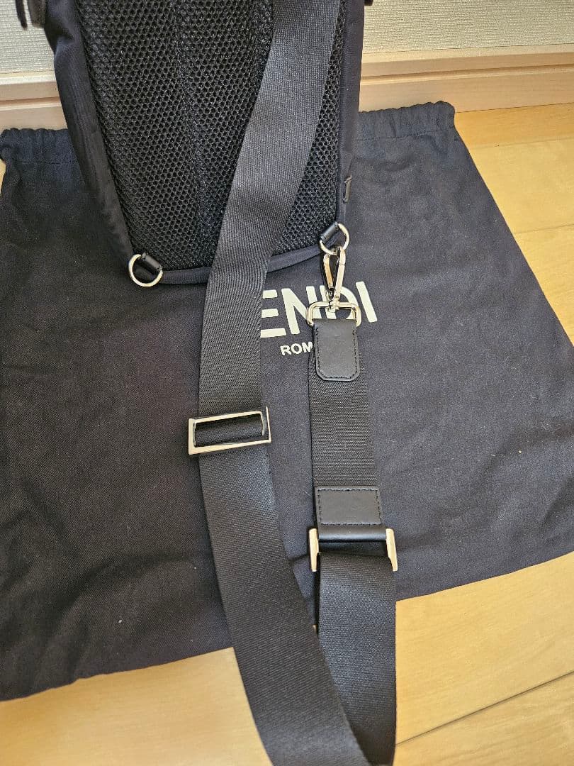 FENDI フェンディ/ボディバッグ 7VZ033 モンスターバグズアイ