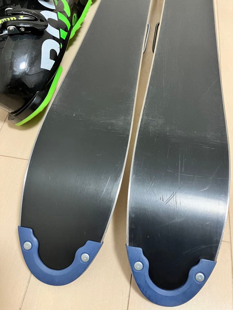 サロモンsalomon 90 ブーツ24ショートスキー スキーボード大阪手渡可！