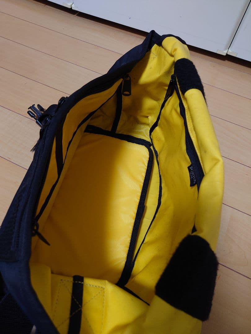 【激レア】STUSSY×PORTER BAG メッセンジャーバッグ　ネイビー