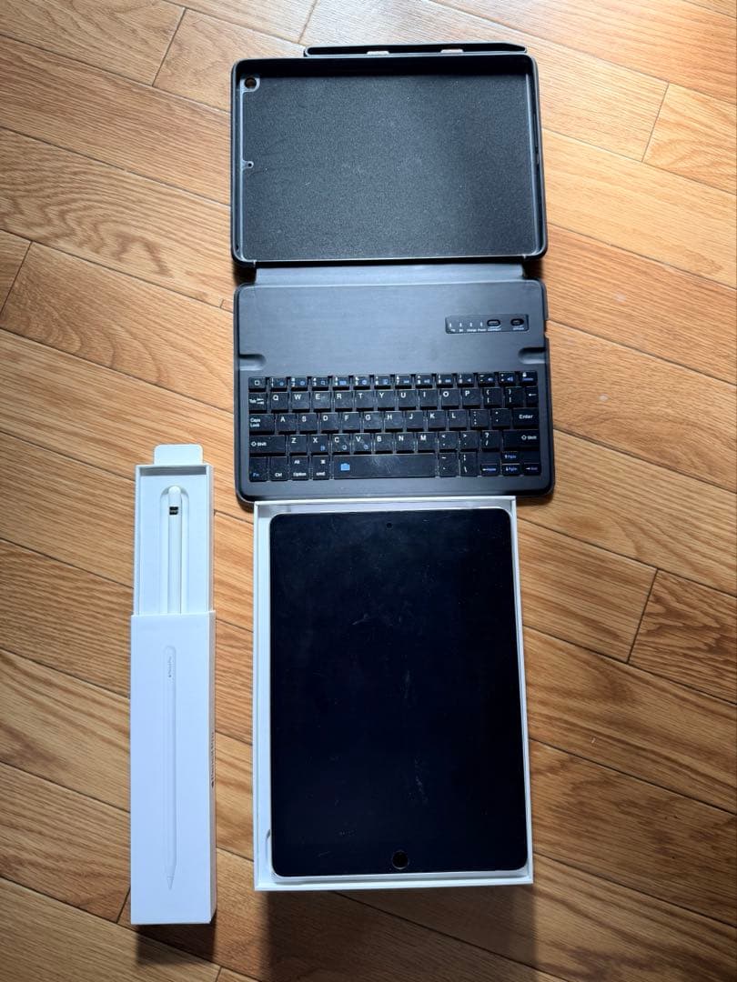 iPad 9.7インチ＋Apple Pencil＋キーボードケースのセット