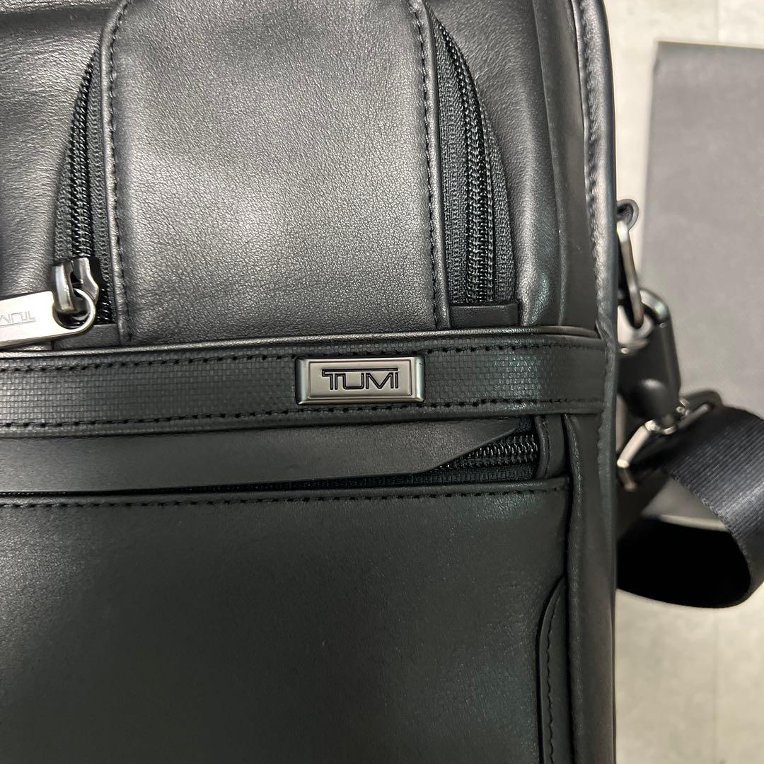 新品未使用　TUMI エクスパンダブル　ラップトップブリース　ALPHA
