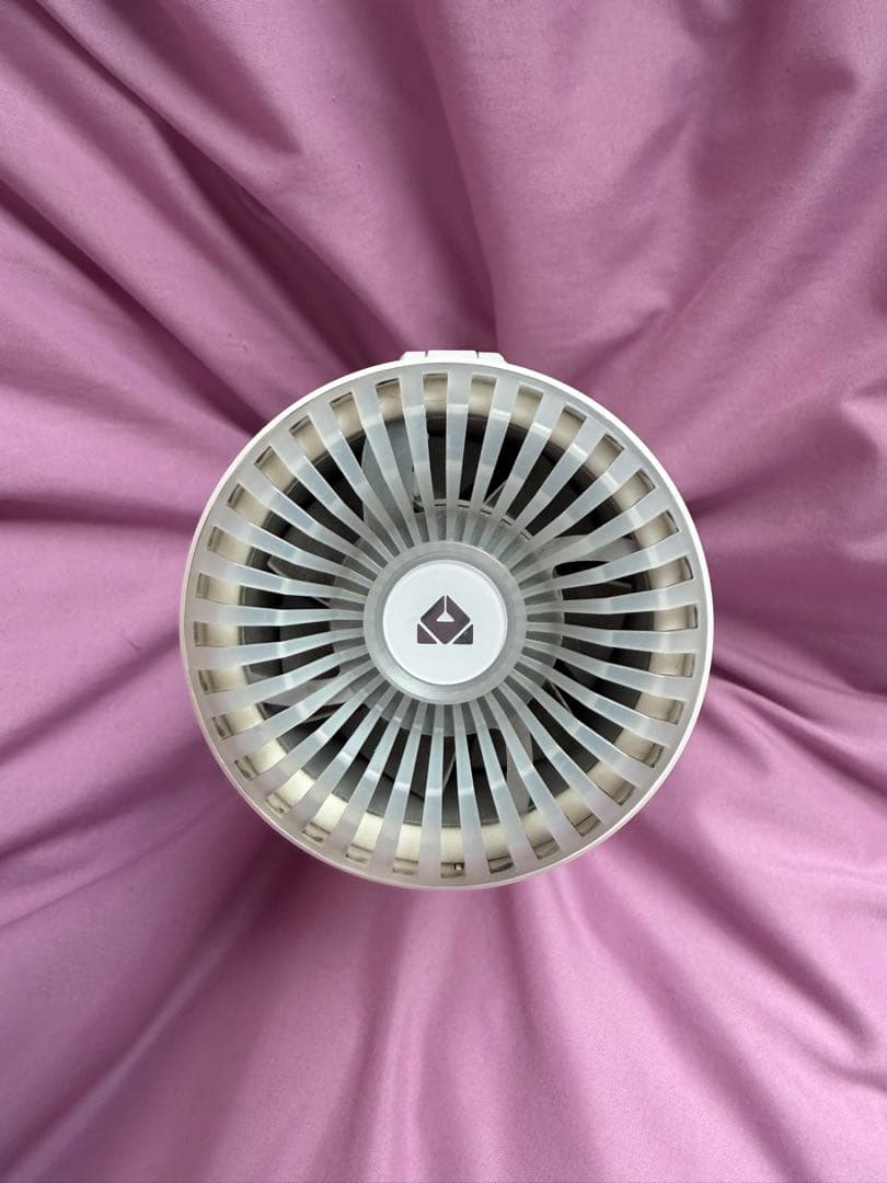 AirDog 空気清浄機 ホワイト 充電ケーブル付き