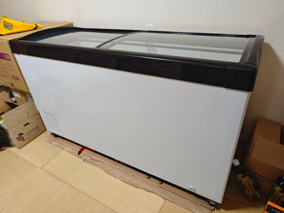 冷凍ショーケース 263L