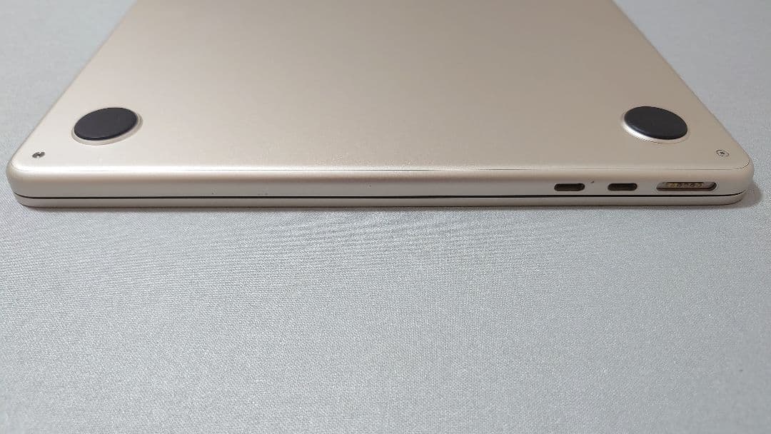 13.6インチMacBook Air 2022 M2 ジャンク品　スターライト