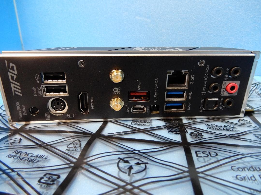 MSI B550I GAMING EDGE WIFI mini-ITXマザー