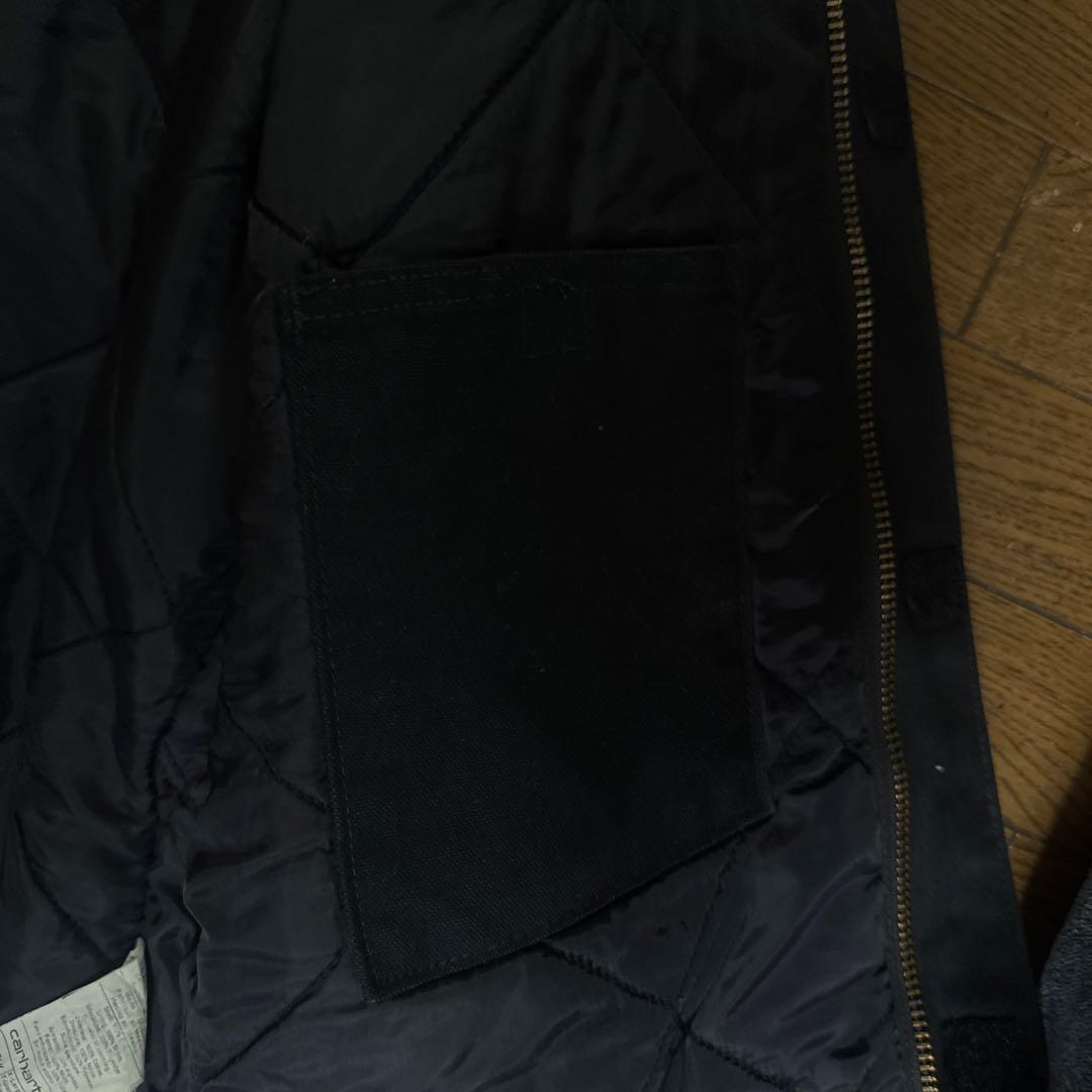 カーハート　ダックジャケット　ブラック