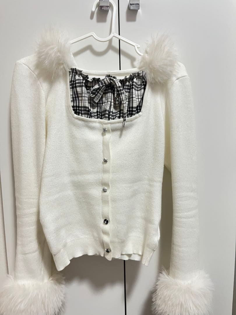 bubbles コケットフーディーニット ホワイト