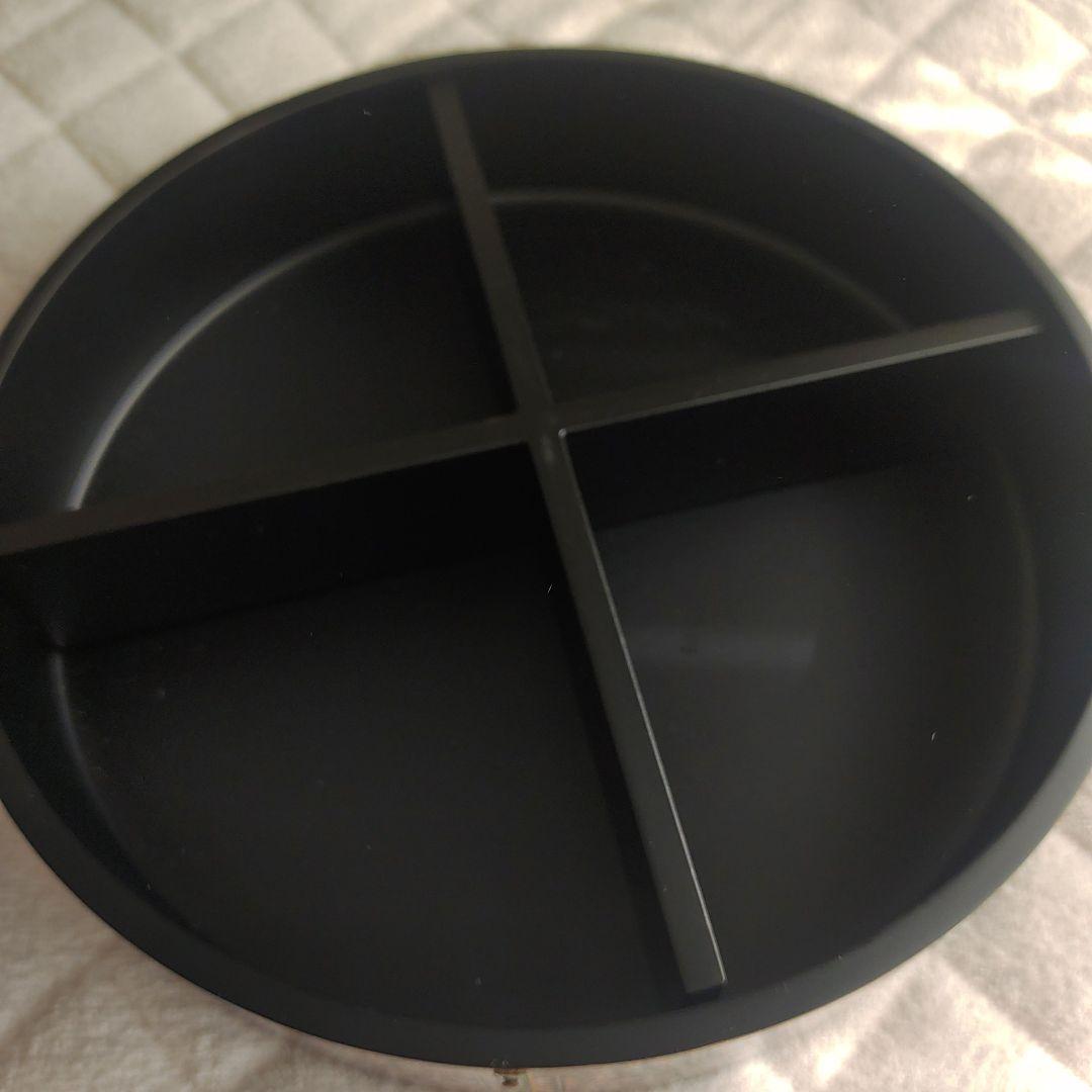 韓国漆器　螺鈿　美品お節正月縁起物　クジョルパン九節板　宝石箱