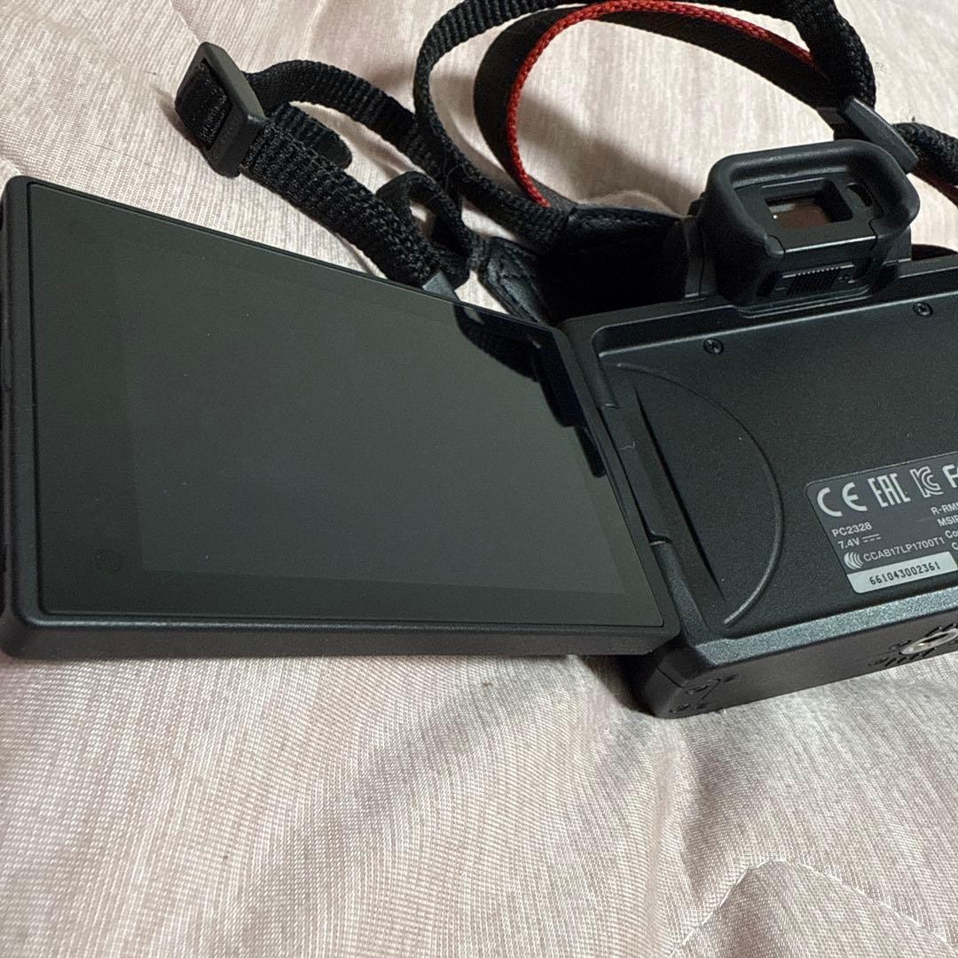 Canon EOS kiss M ボディ ミラーレスカメラ