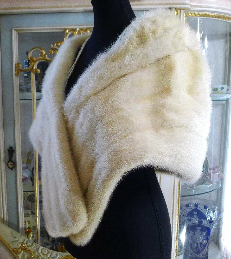 ◇【Grace Fur】お洒落な大判クロスホワイトMINK ストール144㎝◇