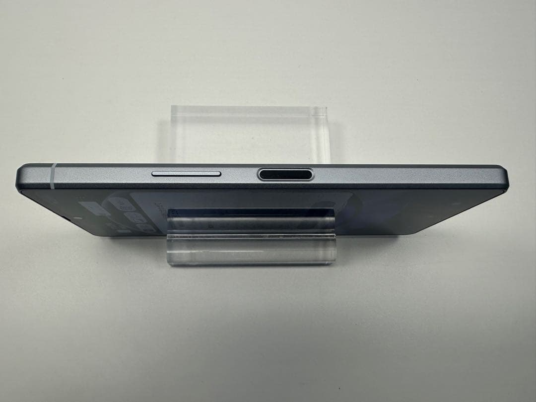 Aquos R8 docomo SH-52D 256GB SIMフリー ブルー