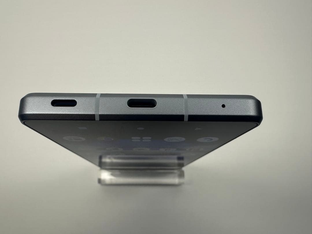 Aquos R8 docomo SH-52D 256GB SIMフリー ブルー