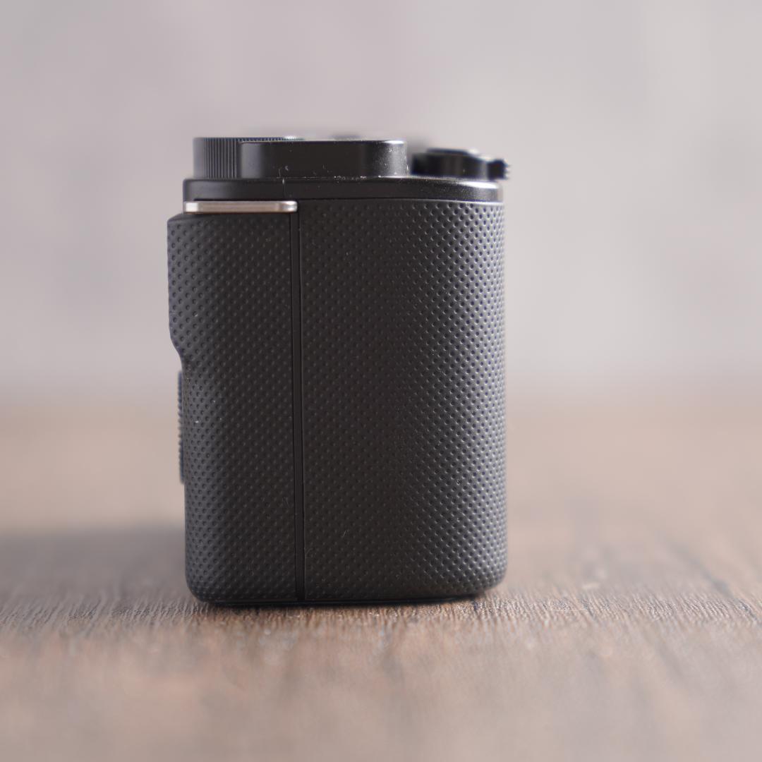 ショット数311回でほぼ未使用✨バッテリー2個✨SONY ZV-E10　155