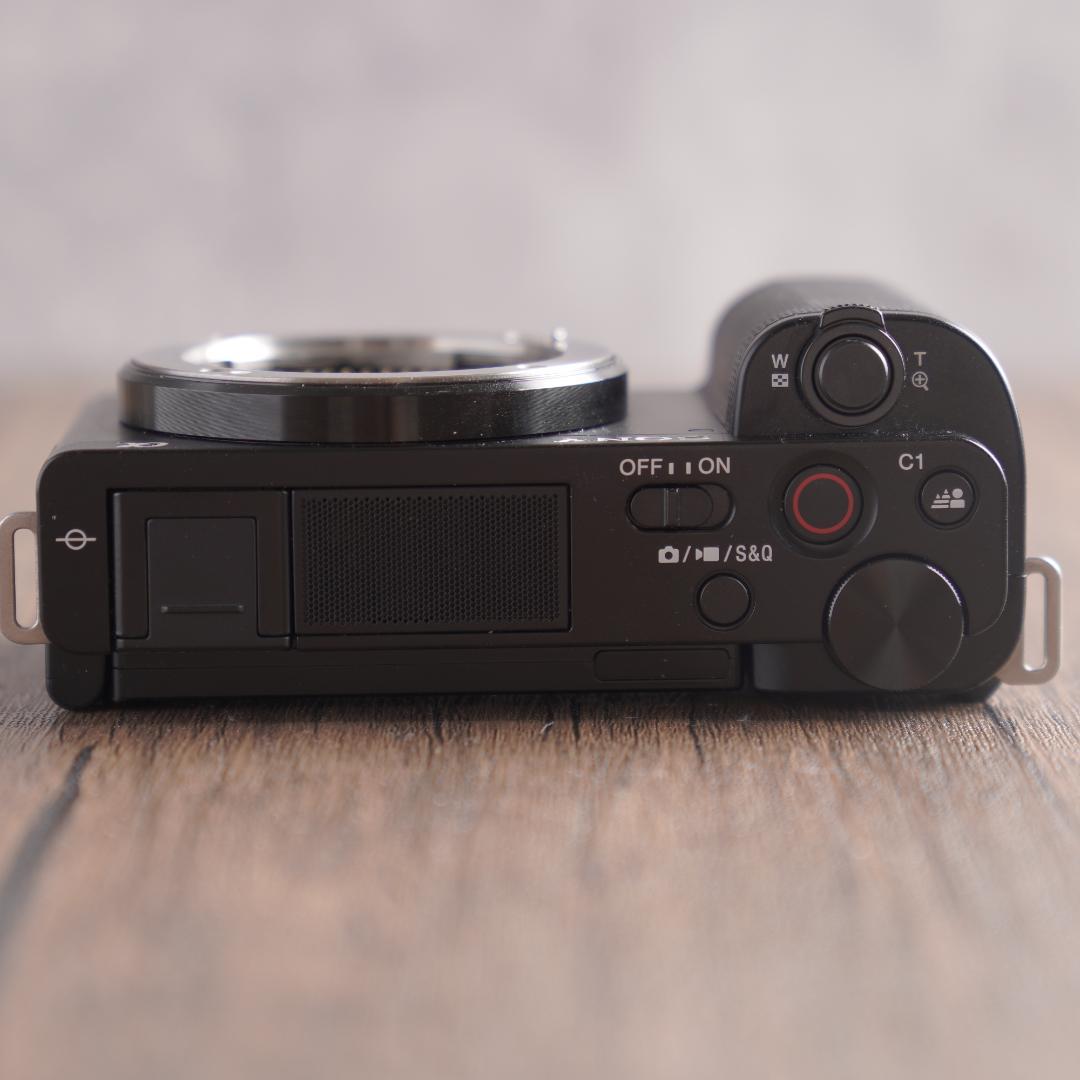 ショット数311回でほぼ未使用✨バッテリー2個✨SONY ZV-E10　155