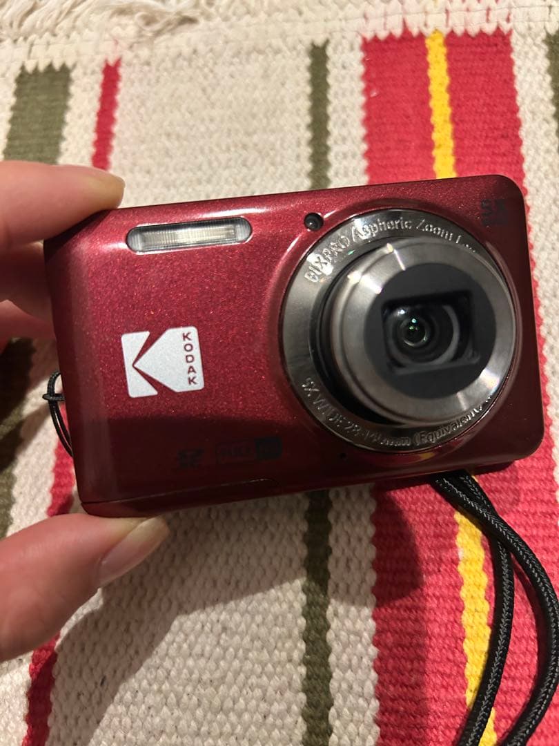 Kodak PIXPRO FZ55 レッド