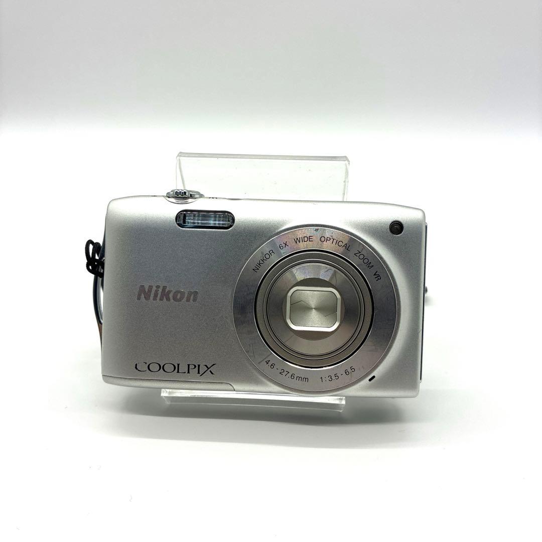 Nikon デジタルカメラ COOLPIX S3300 クリスタルシルバー