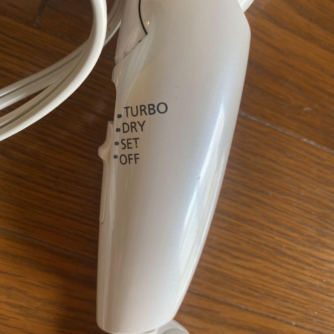 ヘアドライヤー Panasonic EH-CNA98-W