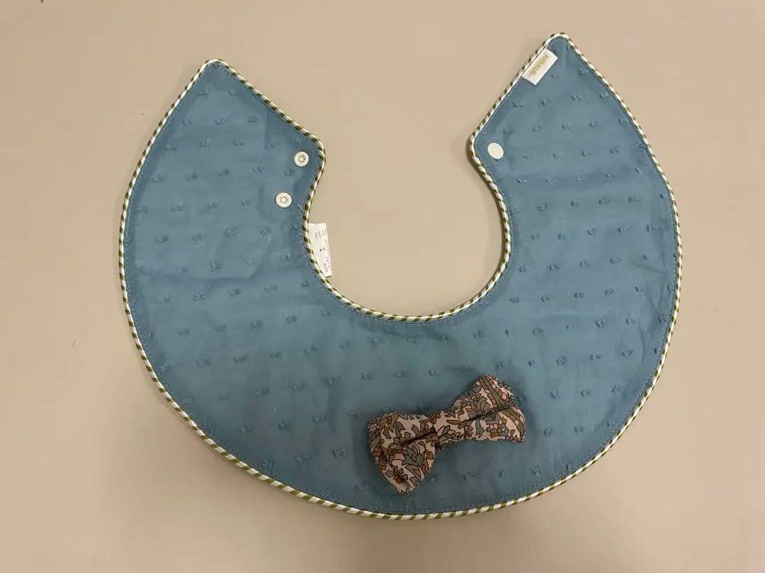 マールマール　新品　ボディスーツ　スタイ　カーディガン