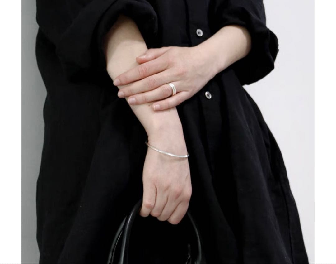 新品CTHY DELTA BANGLE