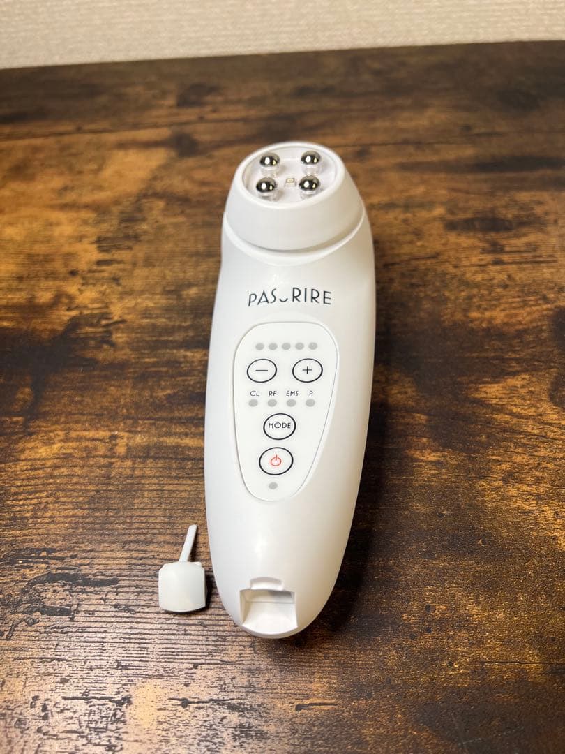 パスリル　PASURIRE 美顔器