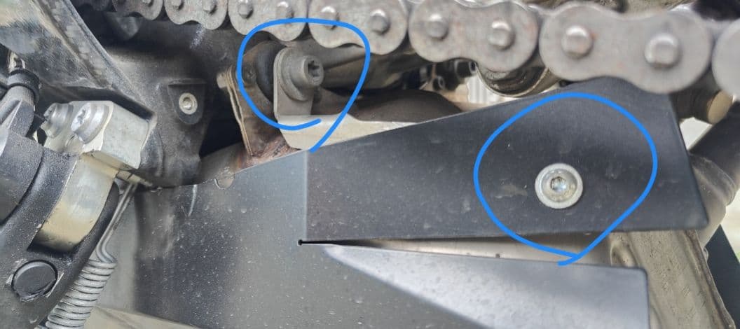 【S1000RR】アンダーカウル 金属製 断熱材付き