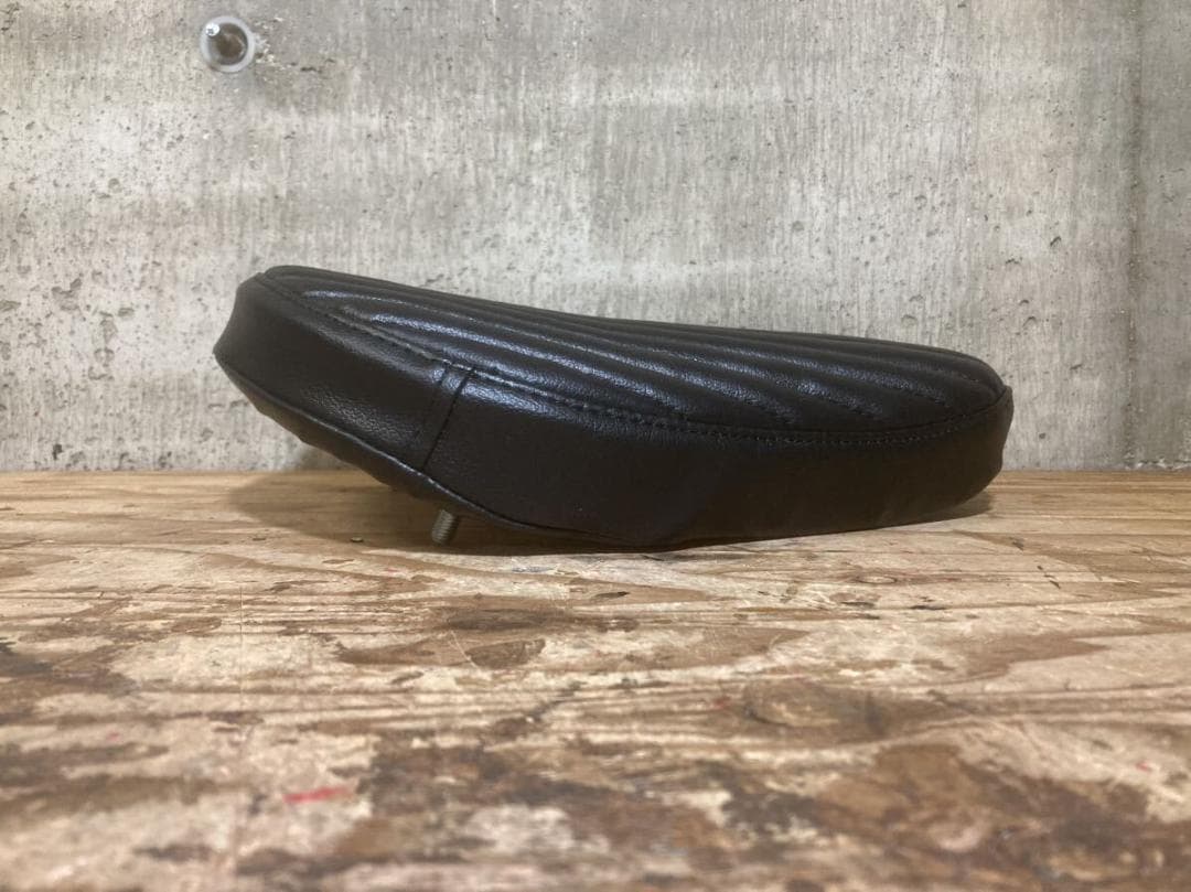 送料無料 ベイツタイプ ソロシート ピリオン BK ハーレー チョッパー sr