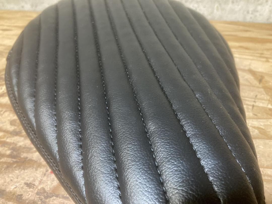 送料無料 ベイツタイプ ソロシート ピリオン BK ハーレー チョッパー sr