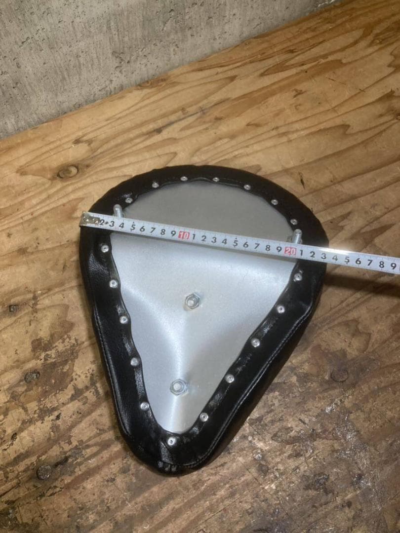 送料無料 ベイツタイプ ソロシート ピリオン BK ハーレー チョッパー sr