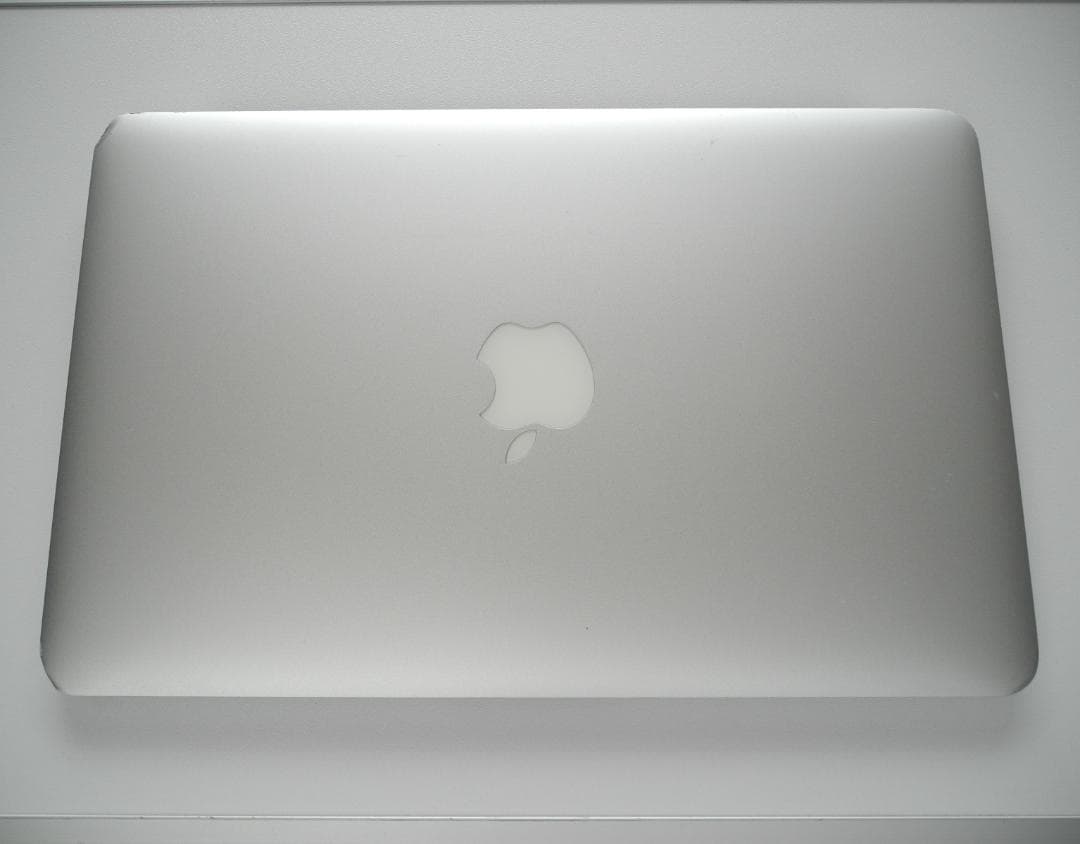 MacBook Air 11インチ 2014 高速SSD交換済