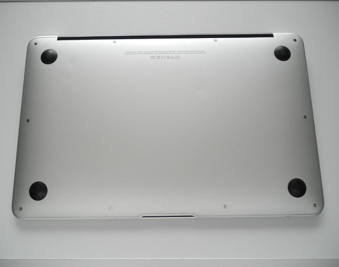 MacBook Air 11インチ 2014 高速SSD交換済