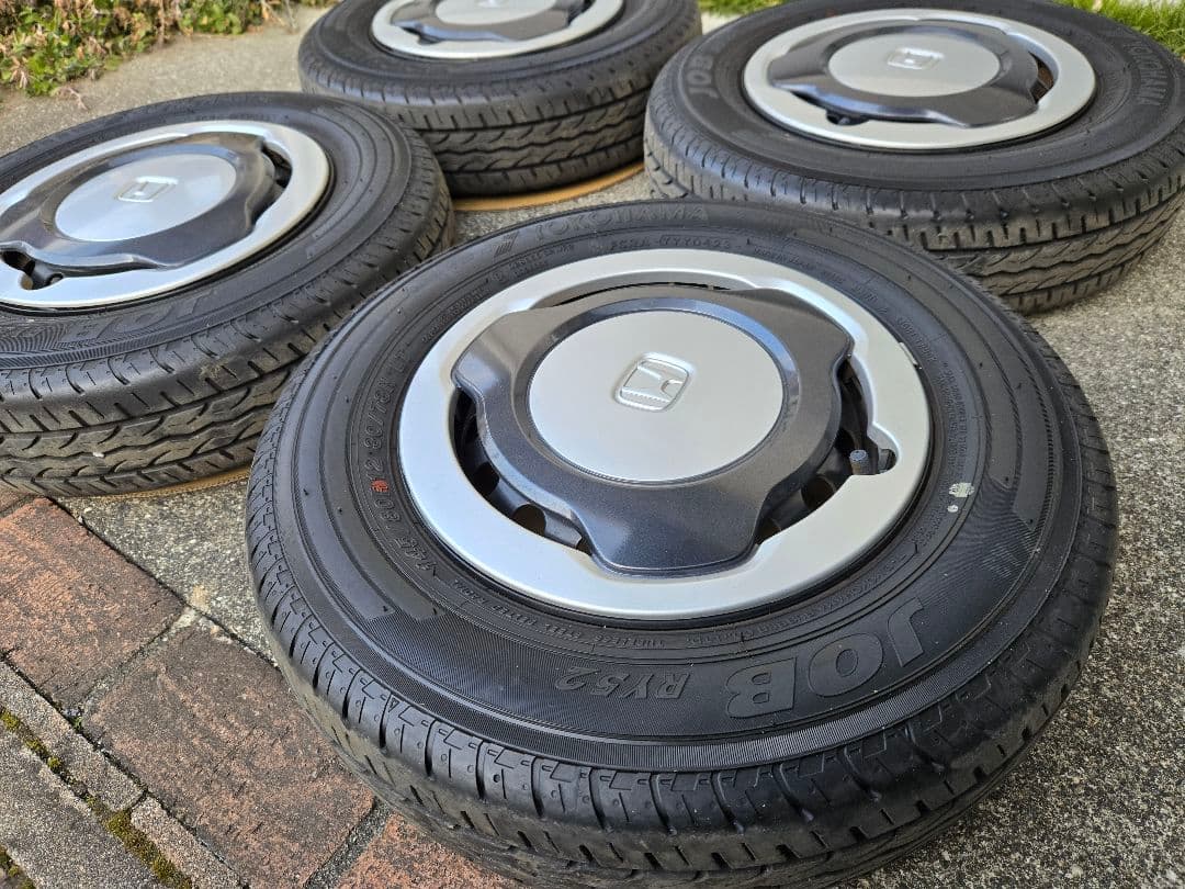 ホンダN-VAN 12インチ タイヤホイルセット