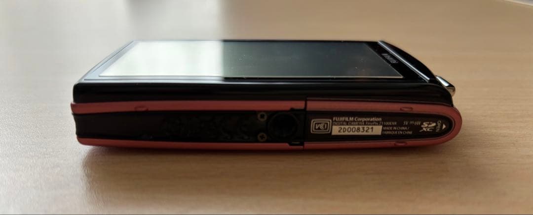 Fujifilm FinePix Z1100EXR ピンク