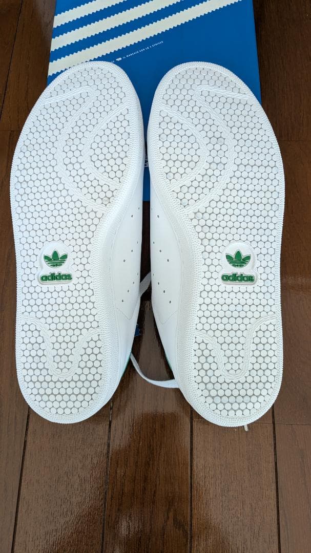 アディダス　スタンスミス　670461