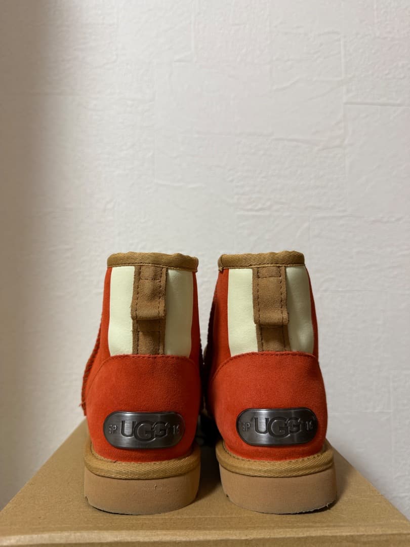 靴 UGG / CLASSIC MINI