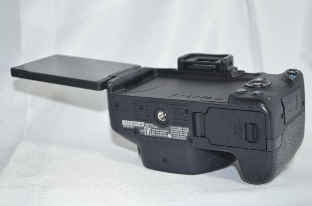 ✨初心者オススメ✨スマホ転送可✨Canon Kiss X9 ダブルレンズセット