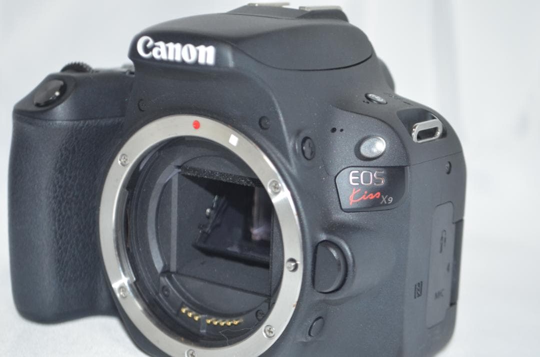 ✨初心者オススメ✨スマホ転送可✨Canon Kiss X9 ダブルレンズセット